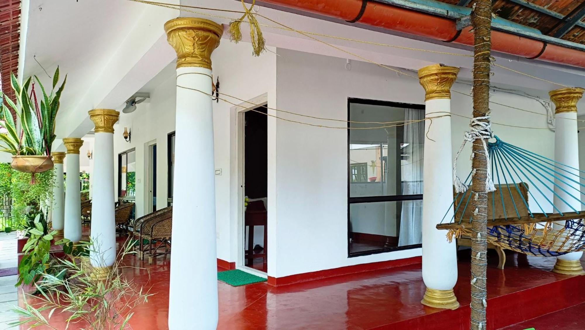 מאראריקולם Marari Beach Cleetus Homestay מראה חיצוני תמונה