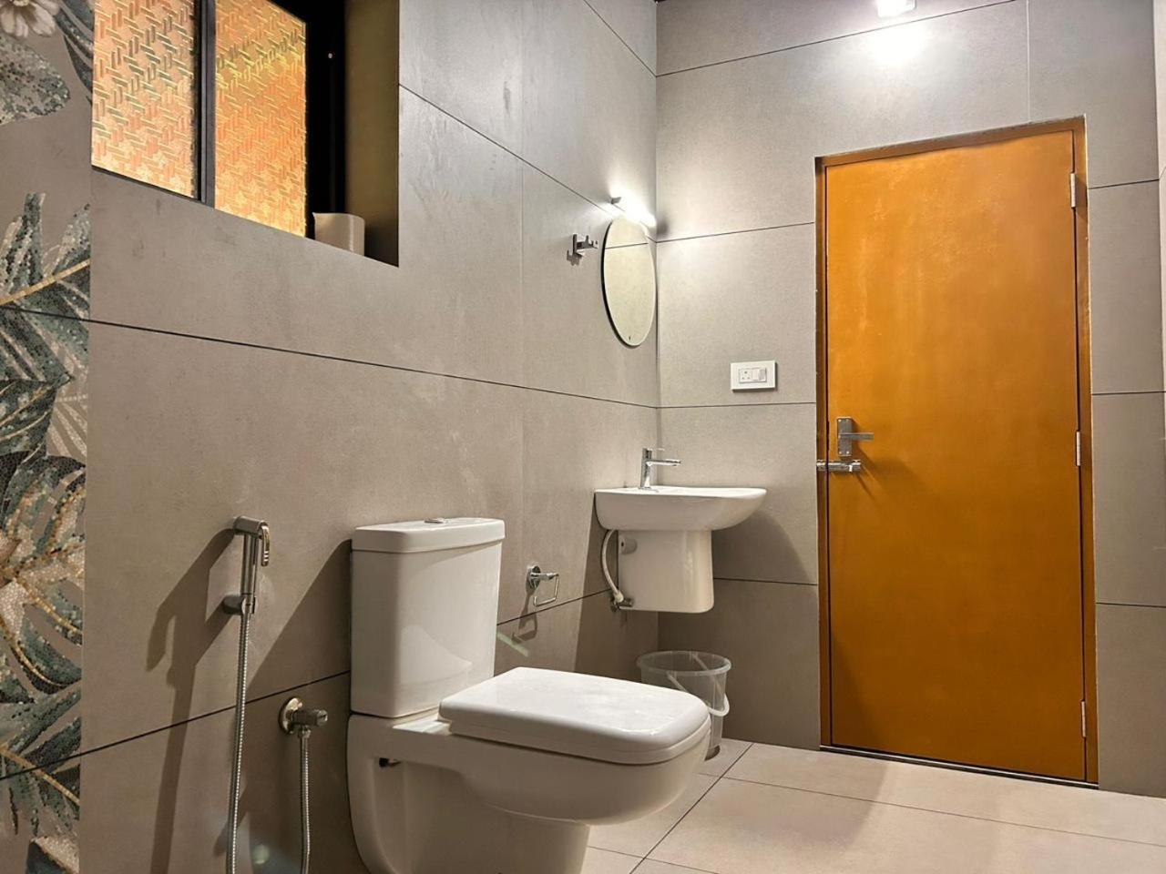 מאראריקולם Marari Beach Cleetus Homestay מראה חיצוני תמונה
