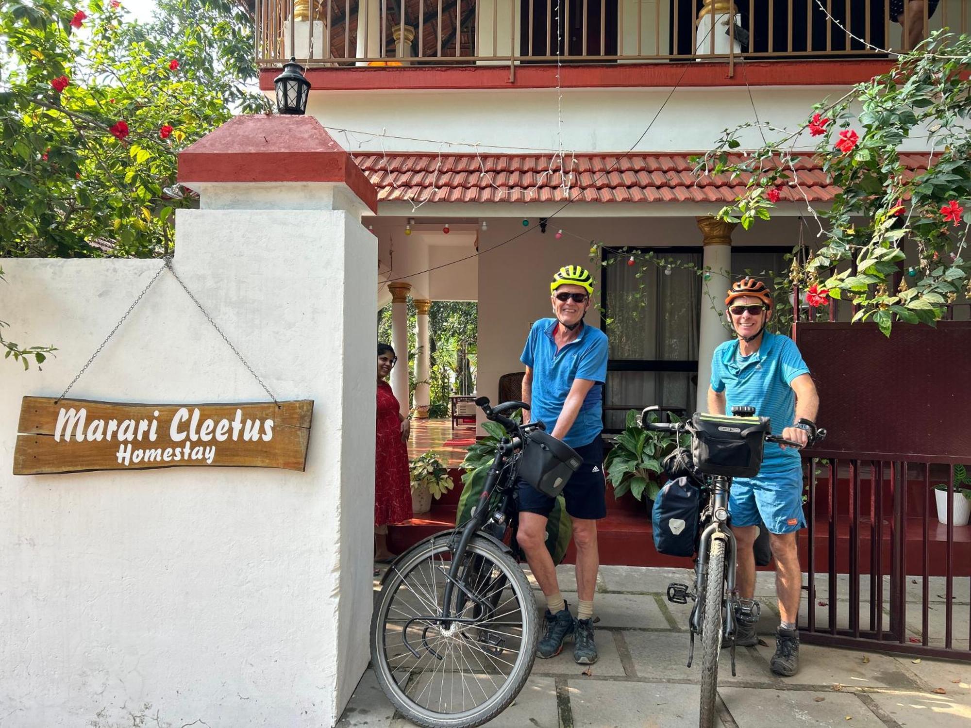 מאראריקולם Marari Beach Cleetus Homestay מראה חיצוני תמונה